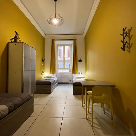 Palladini Hostel *