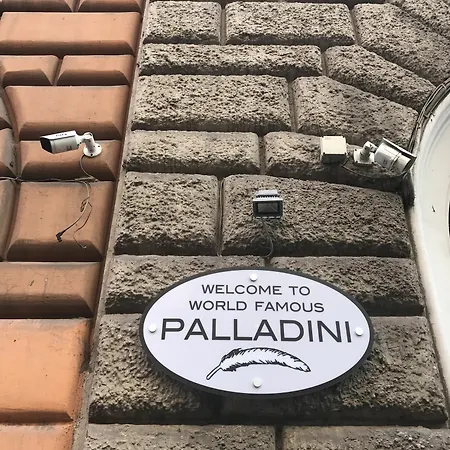 Palladini Hostel *